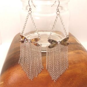 Flirty Dragonfly Dangle Earrings 🌷